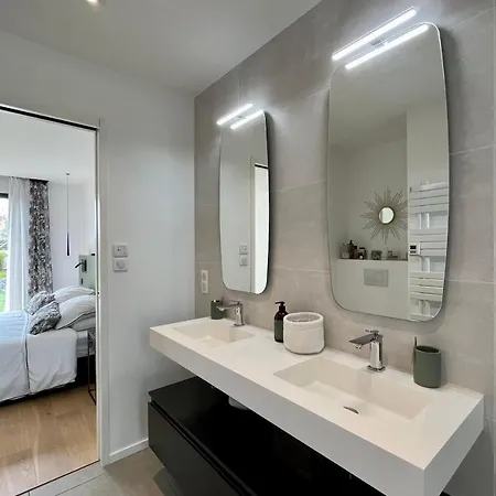 Superbe Maison D'architecte A Seulement 10 Mn De La - Classee 4 *